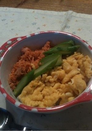朝食に簡単三色丼-レシピのメイン写真