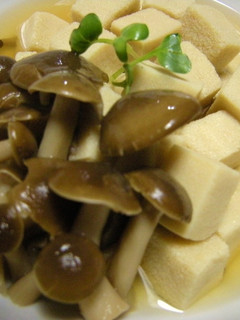 レンジにお任せ☆高野豆腐としめじの煮物-レシピのメイン写真