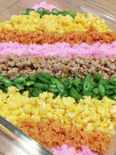 彩り寿司 ひな祭り初節句お祝いお弁当-レシピのメイン写真