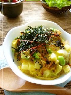 桜えび×アボカド×チーズの卵とじ丼。-レシピのメイン写真