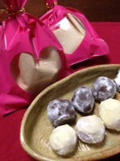 バレンタインにストロベリー トリュフ-レシピのメイン写真
