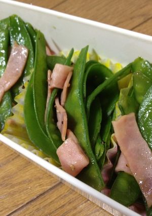 お弁当♡冷凍保存　絹さやベーコン-レシピのメイン写真
