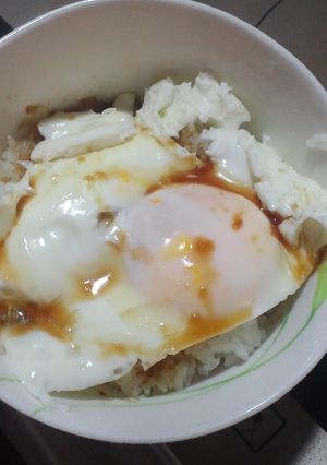 余ったしょうが焼きのタレde目玉焼き丼-レシピのメイン写真
