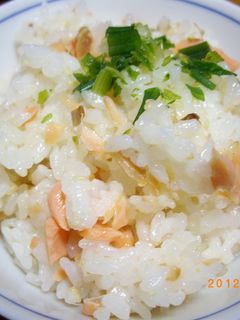 塩シャケとごまとショウガの混ぜご飯-レシピのメイン写真