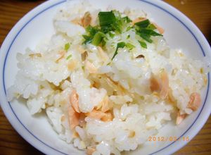 塩シャケとごまとショウガの混ぜご飯-レシピのメイン写真