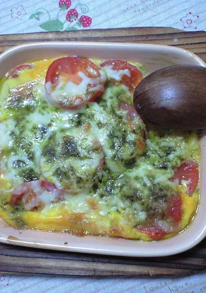 トマトとチーズと卵のバジルソース焼き-レシピのメイン写真