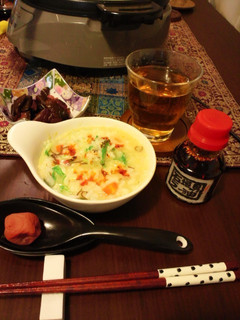 鍋の翌日にもおすすめ・野菜の旨み雑炊-レシピのメイン写真
