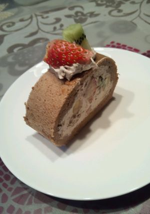 フルーツいっぱいココアロールケーキ♪-レシピのメイン写真