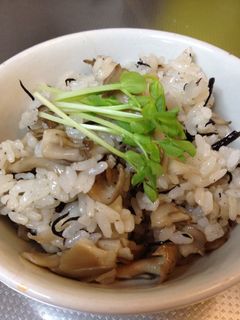 舞茸とひじきの混ぜご飯-レシピのメイン写真