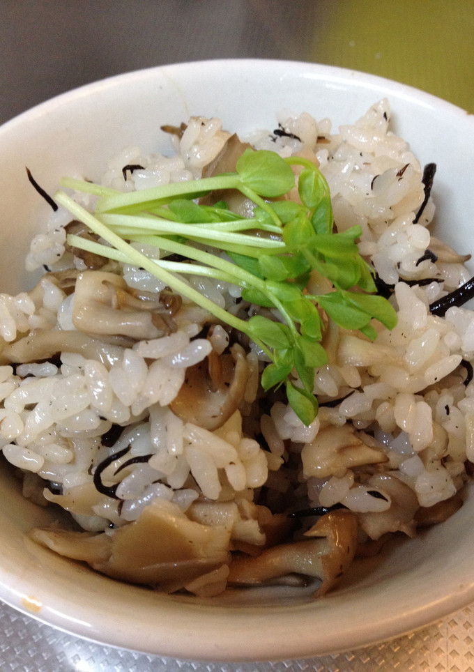 舞茸とひじきの混ぜご飯-レシピのメイン写真