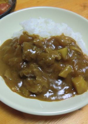 牛スジ肉入り濃厚チーズカレー-レシピのメイン写真