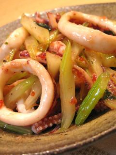 甘辛旨い!イカとセロリのスイートチリ炒め-レシピのメイン写真