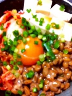 手抜きなのに美味い!納豆キムチとうふ丼-レシピのメイン写真