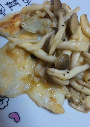 簡単☆白身魚のきのこソース-レシピのメイン写真