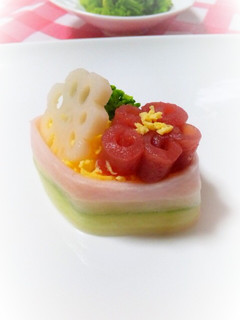 ひな祭り♪ひし餅みたいなお寿司♪-レシピのメイン写真