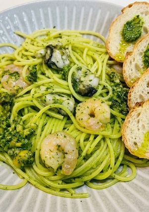 冷凍海老と牡蠣のジェノベーゼパスタ-レシピのメイン写真