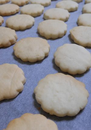 生クリームde型抜きクッキー-レシピのメイン写真