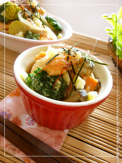 チーズ*チーズ 鮭と野菜の和風豆乳煮-レシピのメイン写真