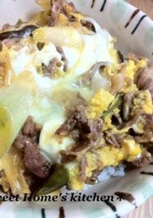 我が家の甘すぎない♪牛肉卵とじ丼-レシピのメイン写真