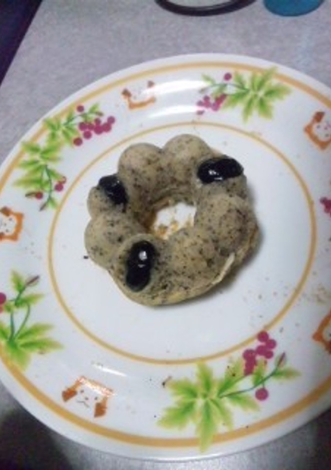 茶殻と黒豆の焼きドーナツ-レシピのメイン写真