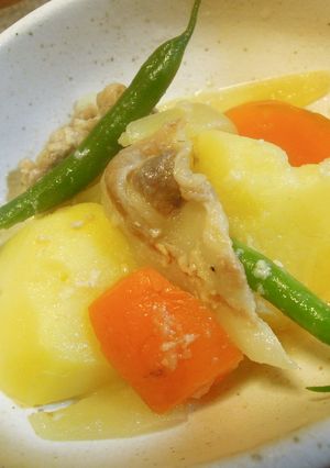 塩麹だけ＆火にかけるだけ！塩麹肉じゃが-レシピのメイン写真