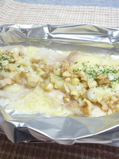 白身魚のナッツ・チーズ焼き-レシピのメイン写真