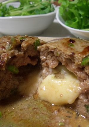 チーズ入りハンバーグ-レシピのメイン写真