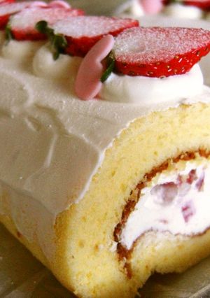 濃厚クリーム♪苺ろーる-レシピのメイン写真