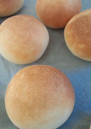 シンプル美味しい手ごねパン-レシピのメイン写真