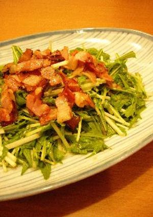 生が美味しい♪水菜とベーコンの和風サラダ-レシピのメイン写真