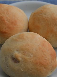 薄力粉で手こねぶどうパン☆卵なし-レシピのメイン写真