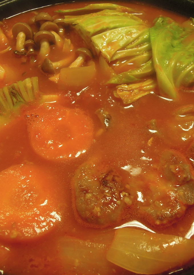 旨みたっぷり♪塩麹トマト鍋-レシピのメイン写真