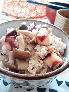 蛸とシメジの炊き込みご飯。-レシピのメイン写真