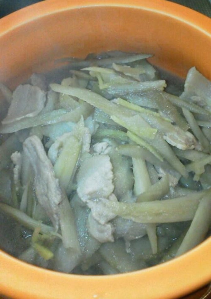 たっぷりごぼうと豚肉の煮物-レシピのメイン写真