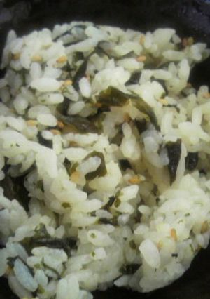 簡単♪乗せて炊くだけ！！ワカメご飯-レシピのメイン写真