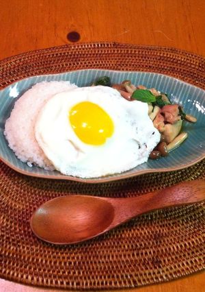 タイ風鶏肉バジル炒めご飯 ガパオ！-レシピのメイン写真