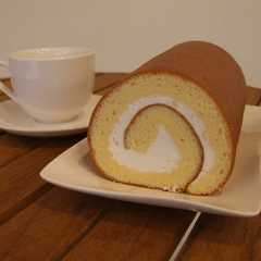รูปของ しっとりふわふわ 理系的ロールケーキ生地