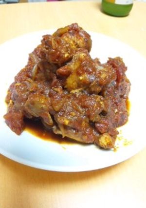 デミグラス風な手羽元のトマト煮込み-レシピのメイン写真