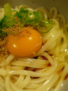 冷凍うどんで☆釜玉うどん☆簡単ランチに-レシピのメイン写真