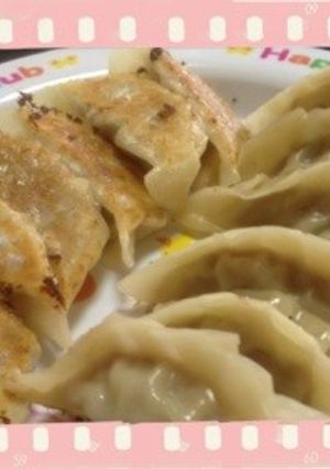 簡単!旦那も子供も喜ぶヘルシー餃子-レシピのメイン写真