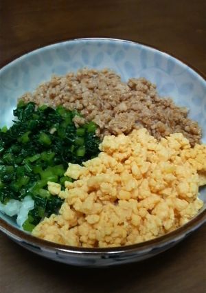 鶏そぼろで３色丼-レシピのメイン写真