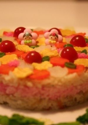 おひなまつりに♪ケーキ風ちらし寿司-レシピのメイン写真