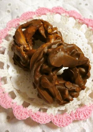 バレンタインに～柿の種deチョコドーナツ-レシピのメイン写真