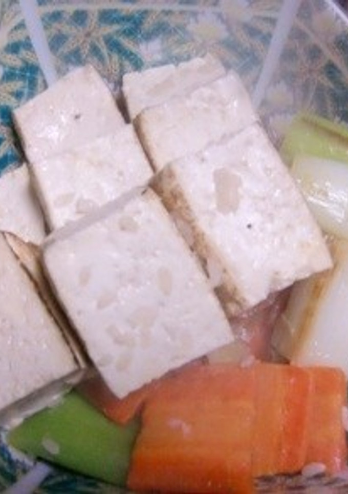 塩麹だけ、とうふとニンジンとネギの炒め煮-レシピのメイン写真
