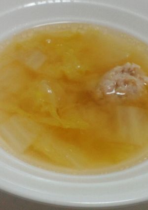 便秘解消に?！鶏肉団子と白菜の塩麹スープ-レシピのメイン写真