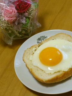 美味しい半熟目玉焼きの焼き方-レシピのメイン写真