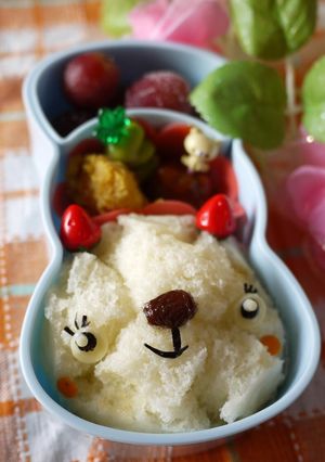 蒸しパンで白クマちゃん弁当　キャラ弁-レシピのメイン写真
