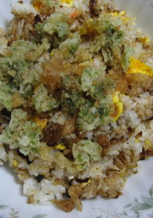 あめ色玉ねぎと天かすのチャーハン-レシピのメイン写真