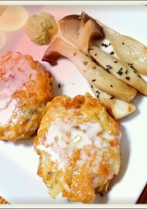 ヘルシーで美味しい☆サーモンハンバーグ-レシピのメイン写真