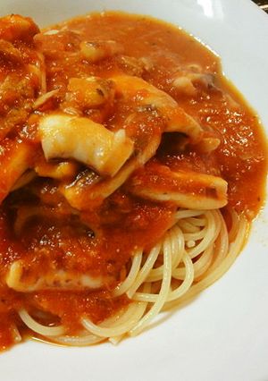 スルメイカのトマトソースパスタ-レシピのメイン写真